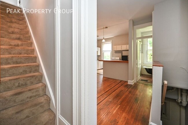 Photo - 2431 Ohio Ave Apartment