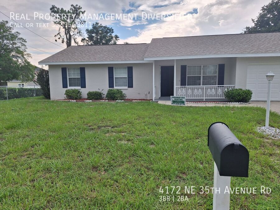 Primary Photo - 4172 NE 35th Avenue Rd