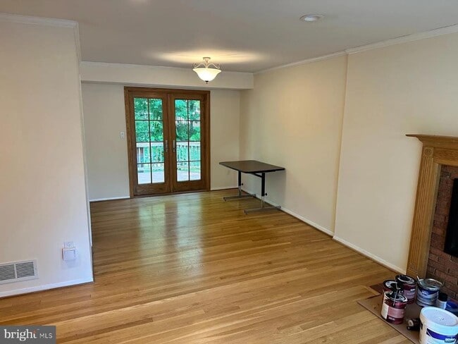 Building Photo - 7020 Ted Dr