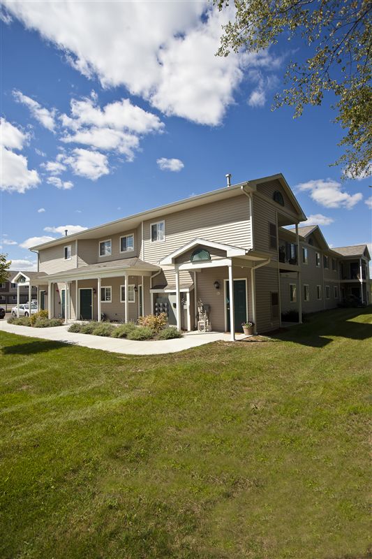 Primary Photo - 15240 Red Tail Dr