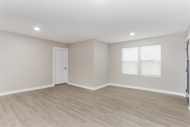 Building Photo - 708 Carswell Terrace