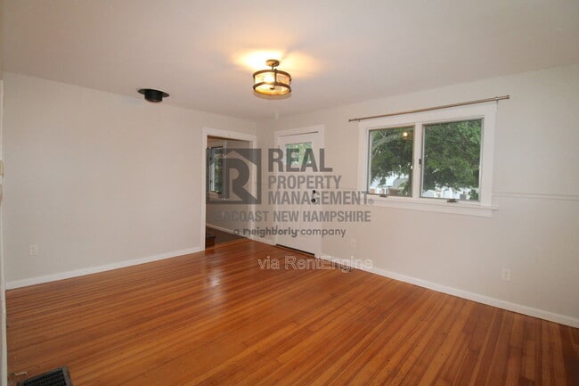 Building Photo - 139 Philbrick Ave