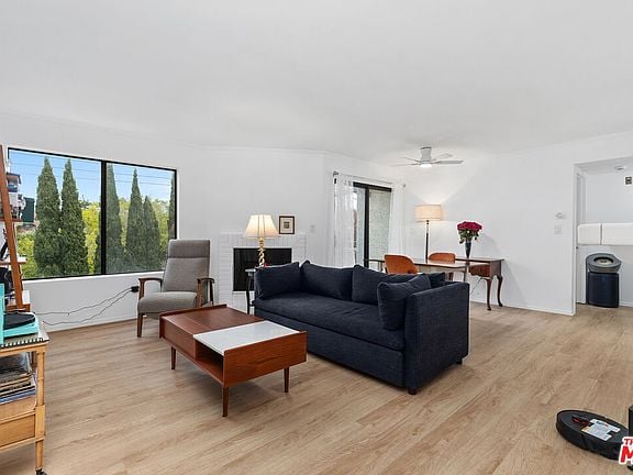 Photo - 3544 S Centinela Ave Apartment