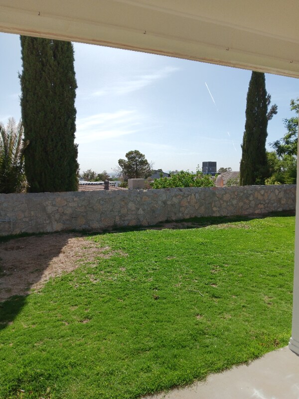 Foto del edificio - 309 Skyway Ln