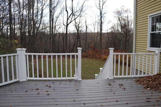 Building Photo - 35 Highpoint Rd