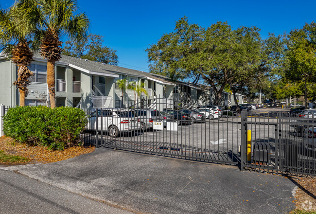 Entrance - The Preserve at South Tampa