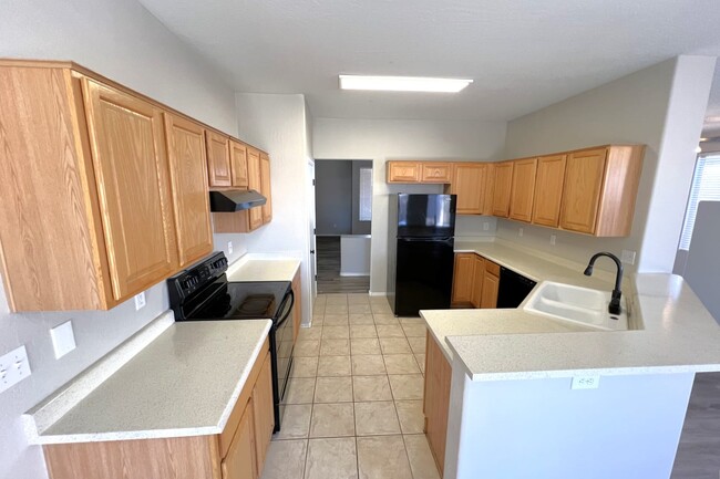 Building Photo - 14419 N 149Th Drive