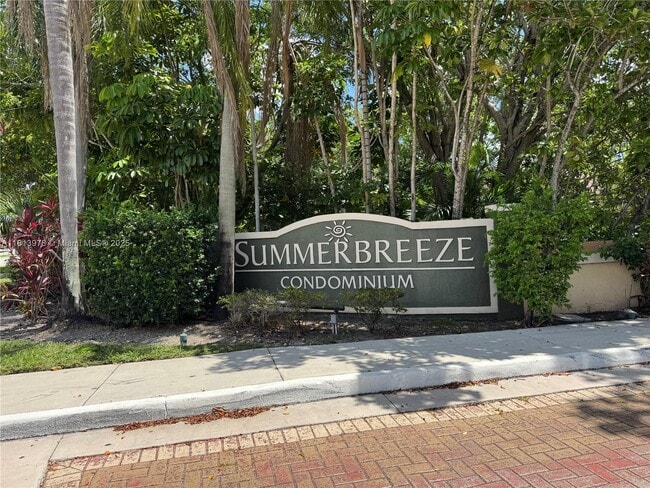 Foto del edificio - 9999 Summerbreeze Dr
