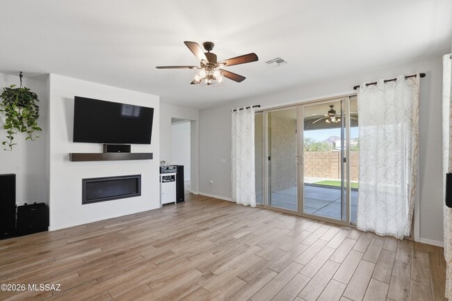 Building Photo - 4220 S Macy Cir