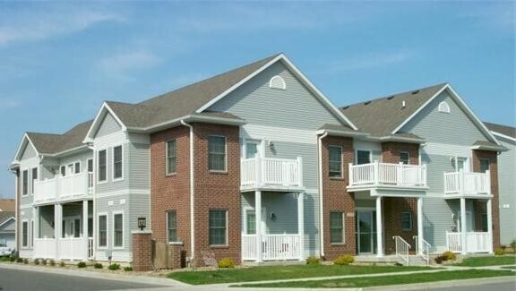 Building Photo - 2405 Aspen Rd