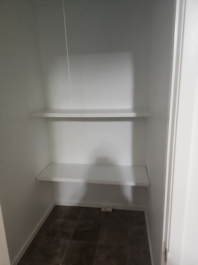 Photo du bâtiment - 3607 118 Ave NW