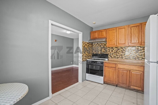 Photo - 72 Mowry Street Apartment