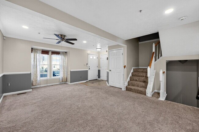 Foto del edificio - 8155 Deer Chase Ln