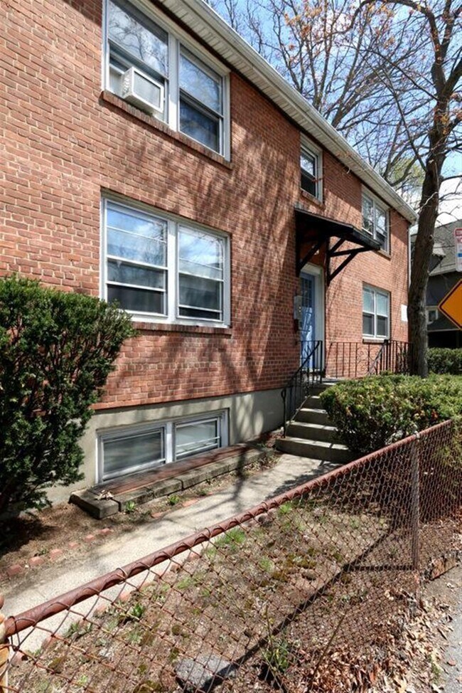 Foto del edificio - 48 Kirkland St
