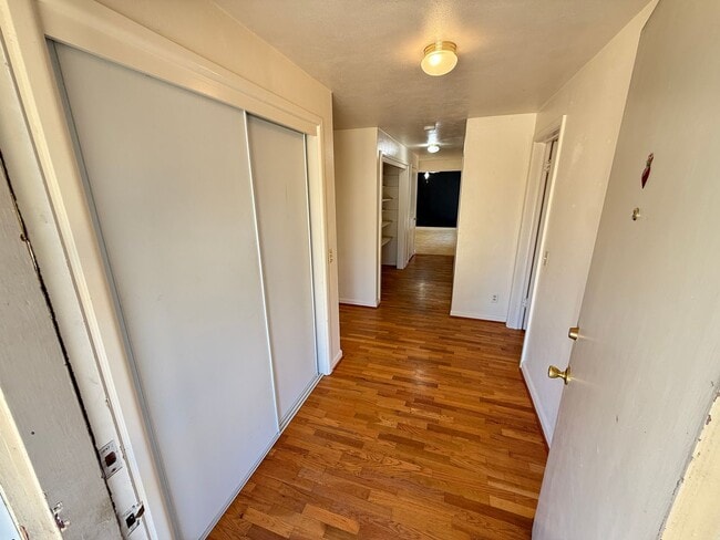 Building Photo - 3 bedroom, 1.5 bath house in Eugene!