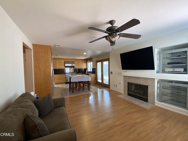 Building Photo - 2041 Indiana Dr