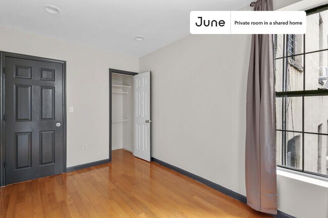 Foto del edificio - Room in Shared 3 bed/1 bath home in East Village