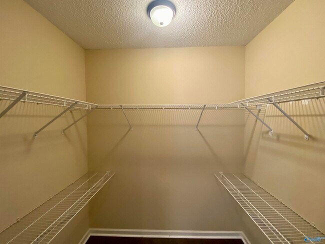 Foto del edificio - 2125 Penhall Dr NE