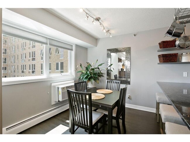 Foto del edificio - 433 S 7th St