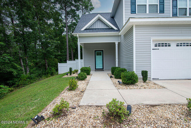 Building Photo - 106 Welcome Way