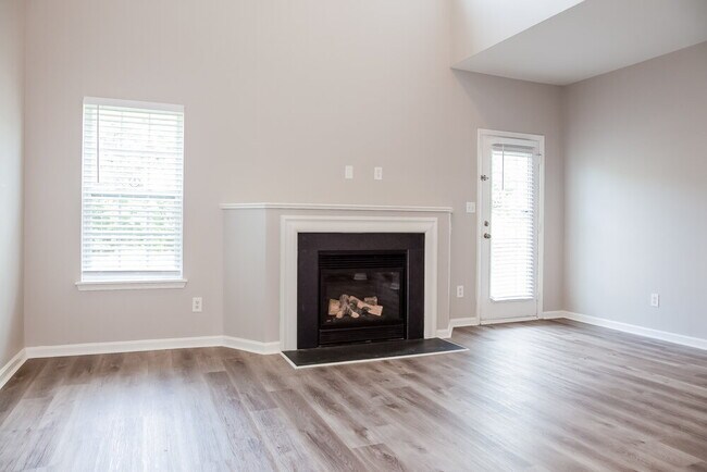 Foto del edificio - 5109 Livermore Ln