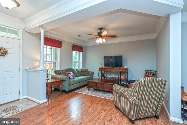 Foto del edificio - 41953 Blue Flag Terrace