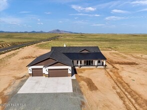 Building Photo - 6648 E Copperfield Dr
