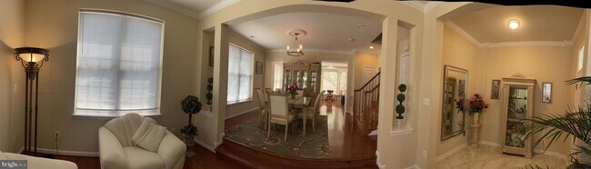 Building Photo - 42495 Regal Wood Dr