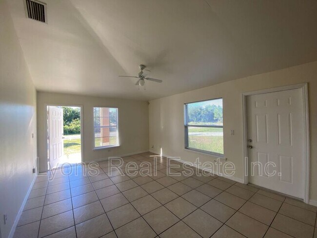 Foto del edificio - 4622 15th St SW