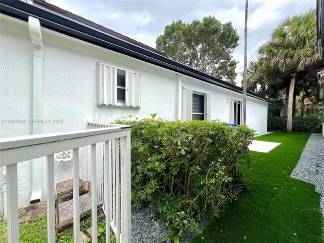 Building Photo - 1501 SW 149th Ave