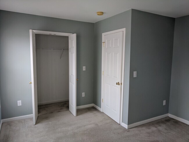 segundo dormitorio - 202 Alde St