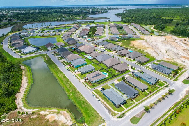 Building Photo - 103 Blue Heron Ln