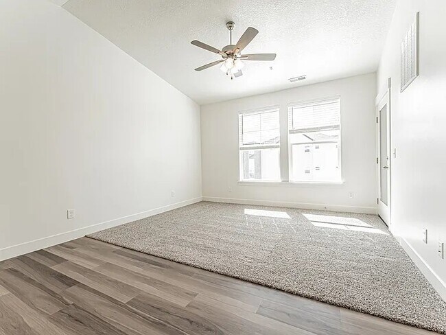 Foto del edificio - 13714 S Hanley Ln