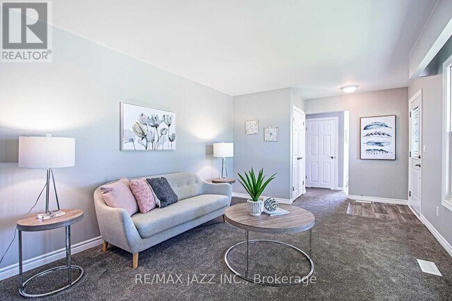 Photo du bâtiment - 325 Poplar St