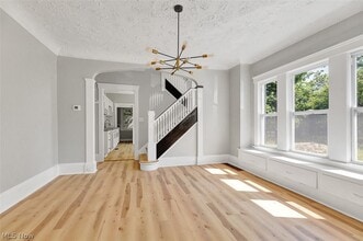 Building Photo - 9807 Parkgate Ave