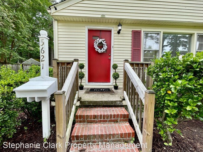 Building Photo - 3 br, 2 bath House - 5621 Larry Avenue