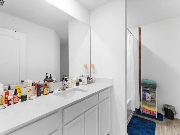 Foto del edificio - 5318 Imagination Dr