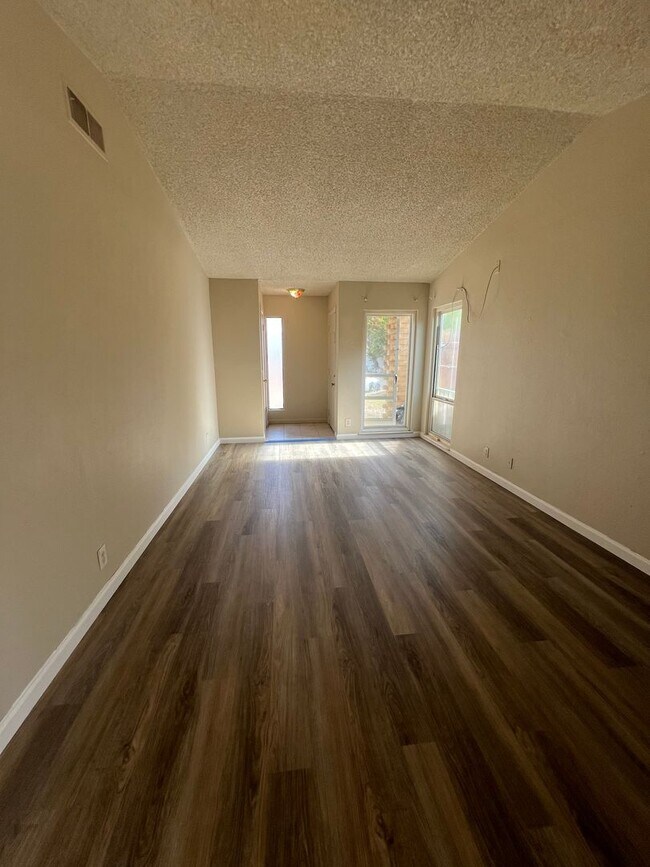 Foto del edificio - 6320  Lignos 5505-07 Missie