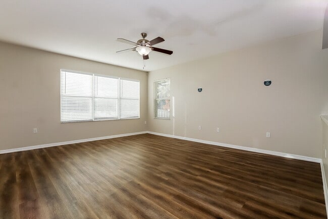 Foto del edificio - 12608 Evington Point Dr