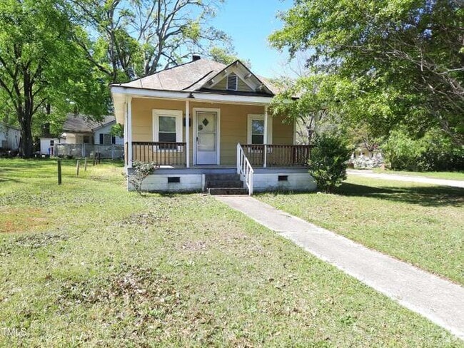 Building Photo - 1004 Fuller St