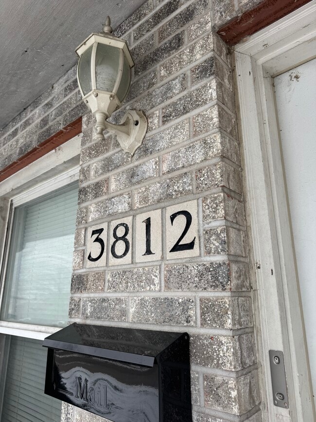 Foto del edificio - 3812 Mississippi Ave