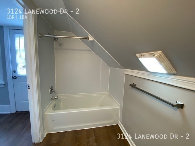 Foto del edificio - 3124 Lanewood Dr