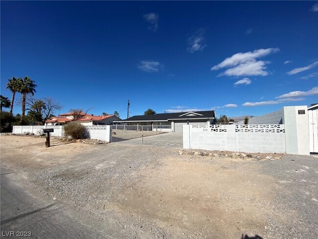 Foto del edificio - 4608 W San Miguel Ave