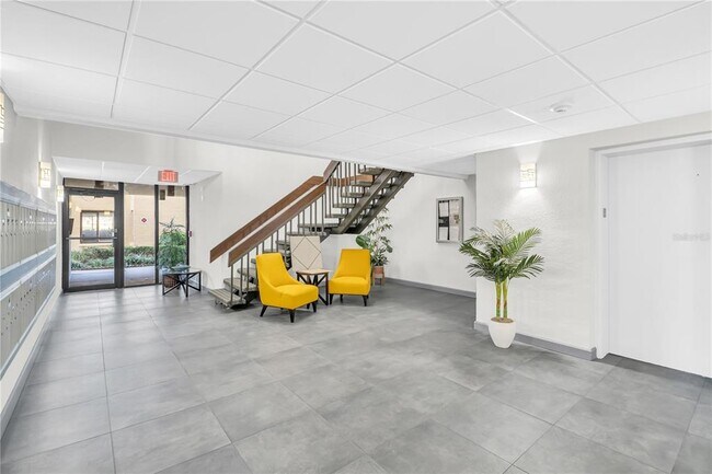 Building Photo - 6158 Palma Del Mar Blvd S