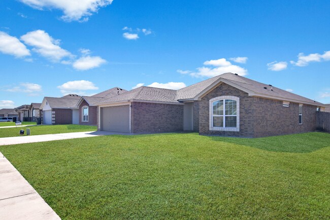 Building Photo - 4404 Colonel Dr