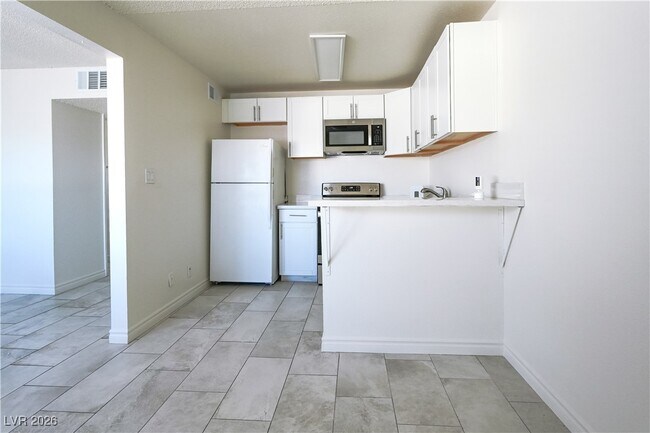 Foto del edificio - 212 Orland St