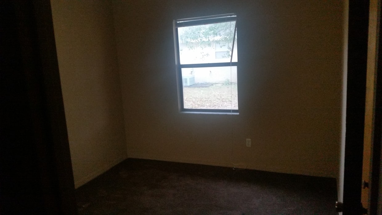 Foto principal - 3757 NW Huntsboro St