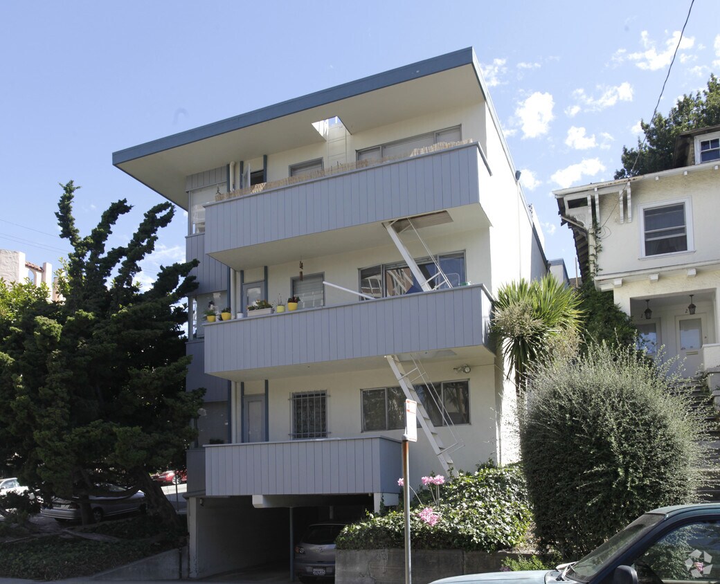 Building Photo - 168 Montecito Ave