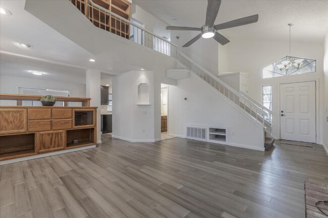 Building Photo - 7580 Deltawind Dr
