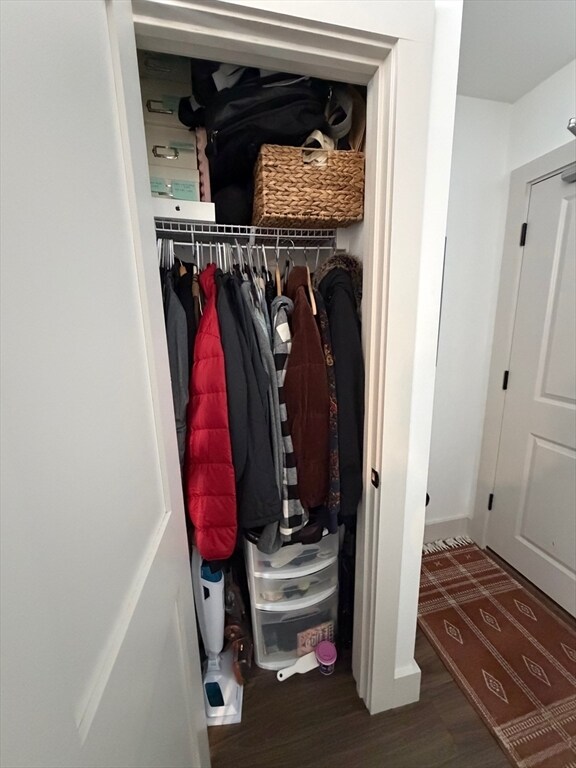 Foto del edificio - 5 W Dane St